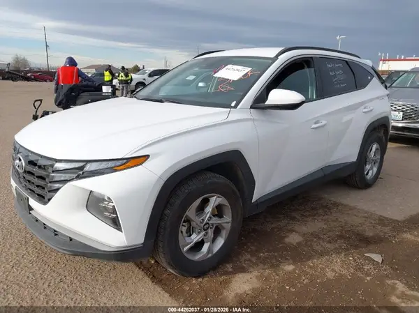 5NMJBCDE3RH362407 2024 HYUNDAI TUCSON - Image 2