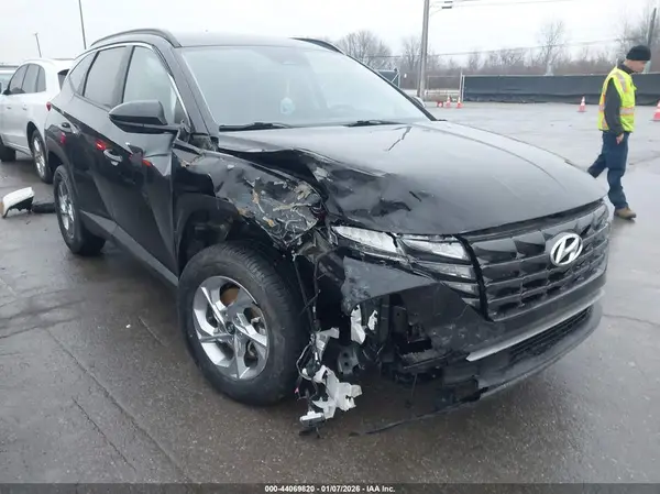 5NMJBCDE3RH372032 2024 HYUNDAI TUCSON - Image 1