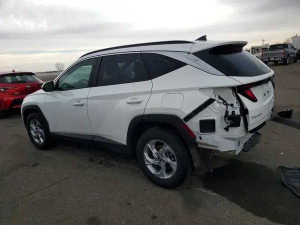 5NMJBCDE3RH388893 2024 HYUNDAI TUCSON - Image 2