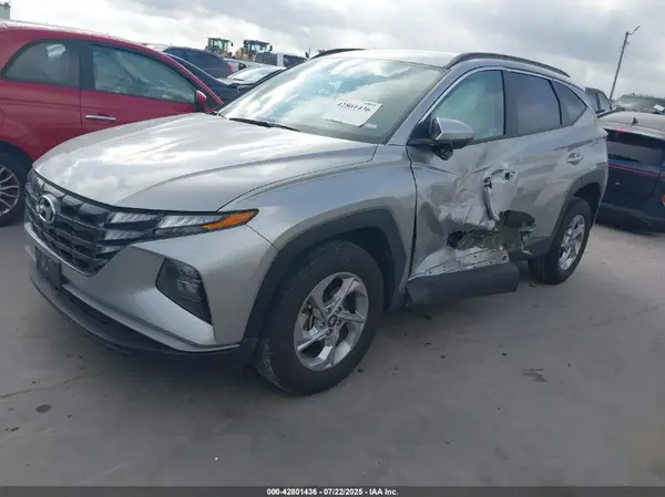 5NMJBCDE3RH403490 2024 HYUNDAI TUCSON - Image 2