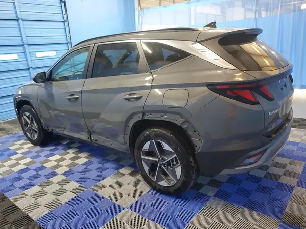 5NMJBCDE3SH481080 2025 HYUNDAI TUCSON - Image 2