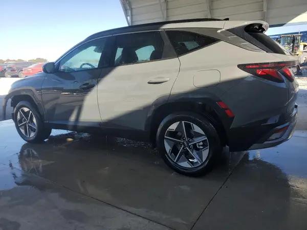 5NMJBCDE3TH631593 2026 HYUNDAI TUCSON - Image 2