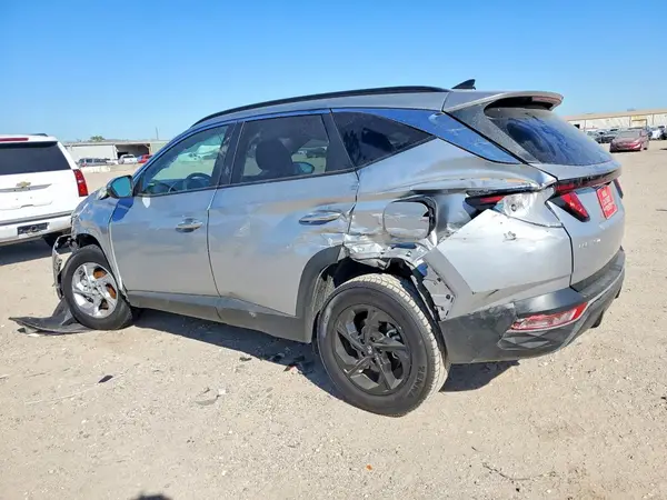 5NMJBCDE4RH388272 2024 HYUNDAI TUCSON - Image 2
