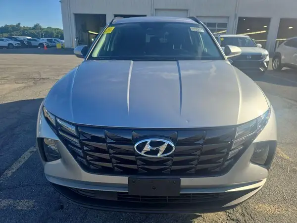 5NMJBCDE4RH388370 2024 HYUNDAI TUCSON - Image 8