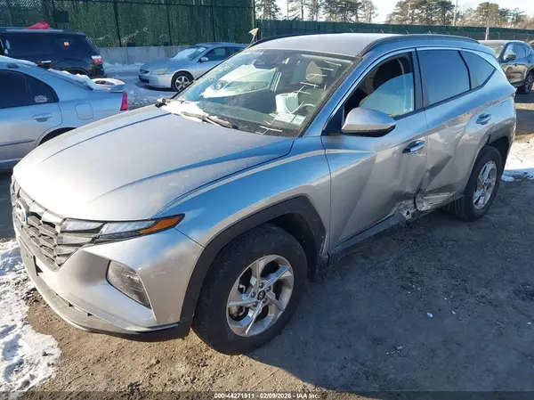 5NMJBCDE4RH404938 2024 HYUNDAI TUCSON - Image 2