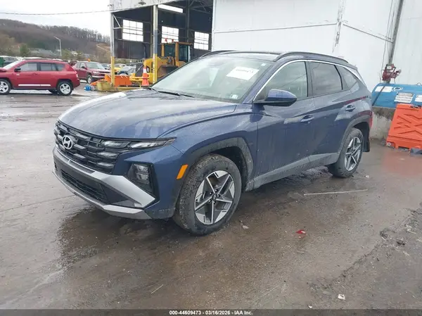 5NMJBCDE4SH512112 2025 HYUNDAI TUCSON - Image 2