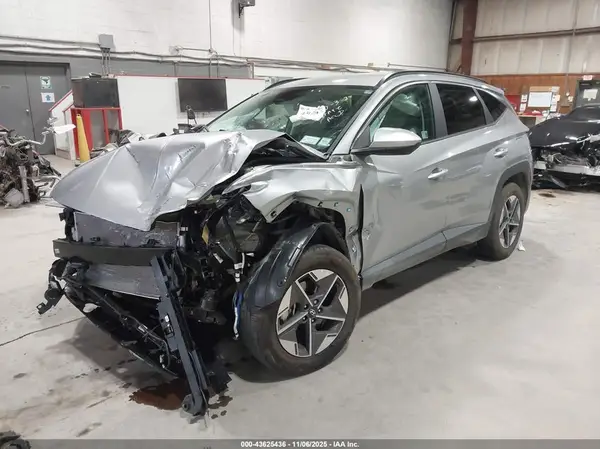 5NMJBCDE4SH512482 2025 HYUNDAI TUCSON - Image 2