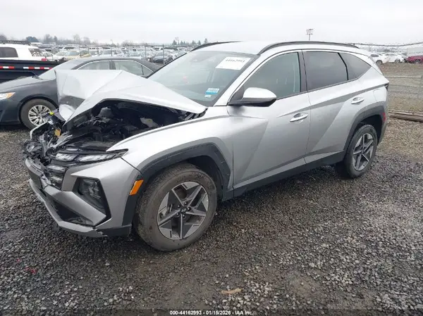 5NMJBCDE4SH561021 2025 HYUNDAI TUCSON - Image 2