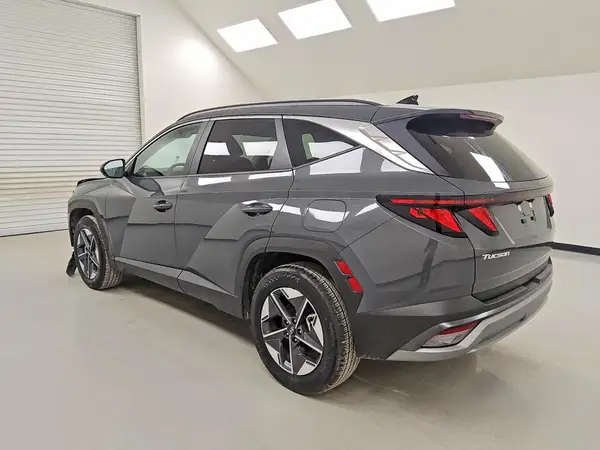 5NMJBCDE4TH638973 2026 HYUNDAI TUCSON - Image 2