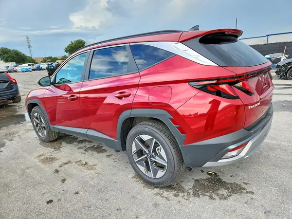 5NMJBCDE4TH697862 2026 HYUNDAI TUCSON - Image 2
