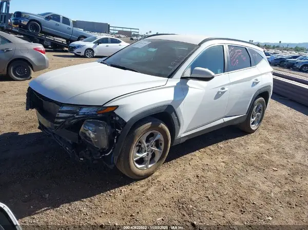 5NMJBCDE5RH420632 2024 HYUNDAI TUCSON - Image 2