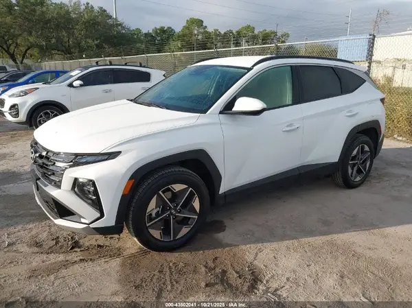 5NMJBCDE5TH615458 2026 HYUNDAI TUCSON - Image 2