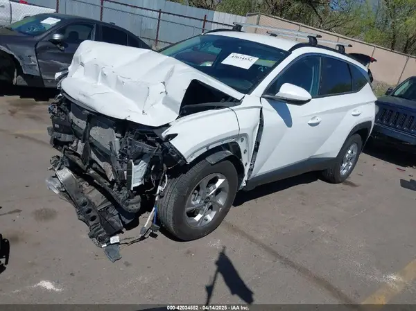 5NMJBCDE6RH370615 2024 HYUNDAI TUCSON - Image 2