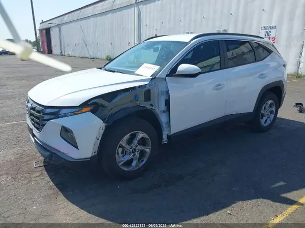 5NMJBCDE6RH410448 2024 HYUNDAI TUCSON - Image 2