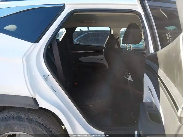 5NMJBCDE7RH382837 2024 HYUNDAI TUCSON - Image 8