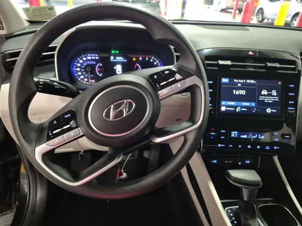 5NMJBCDE8RH384676 2024 HYUNDAI TUCSON - Image 2