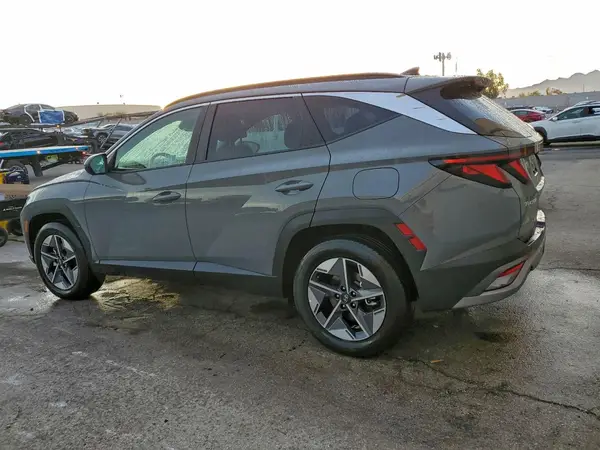 5NMJBCDE8SH486081 2025 HYUNDAI TUCSON - Image 2
