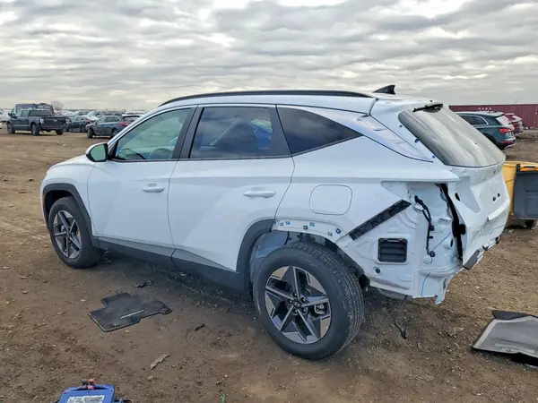 5NMJBCDE8SH605084 2025 HYUNDAI TUCSON - Image 2
