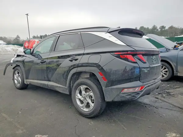 5NMJBCDE9RH347040 2024 HYUNDAI TUCSON - Image 2
