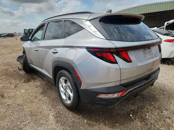5NMJBCDE9RH349614 2024 HYUNDAI TUCSON - Image 2