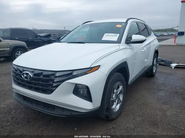 5NMJBCDE9RH370561 2024 HYUNDAI TUCSON - Image 2