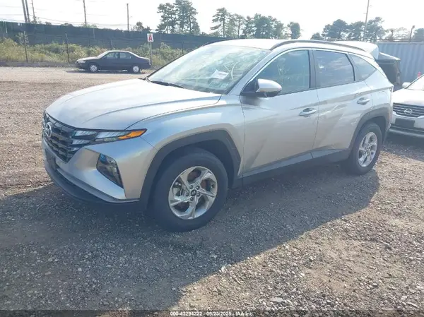 5NMJBCDE9RH387652 2024 HYUNDAI TUCSON - Image 2