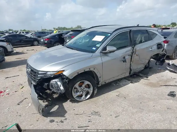 5NMJBCDE9RH389031 2024 HYUNDAI TUCSON - Image 2