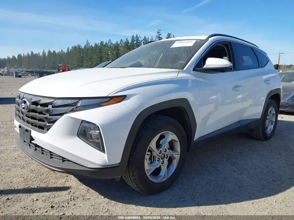 5NMJBCDE9RH421640 2024 HYUNDAI TUCSON - Image 2