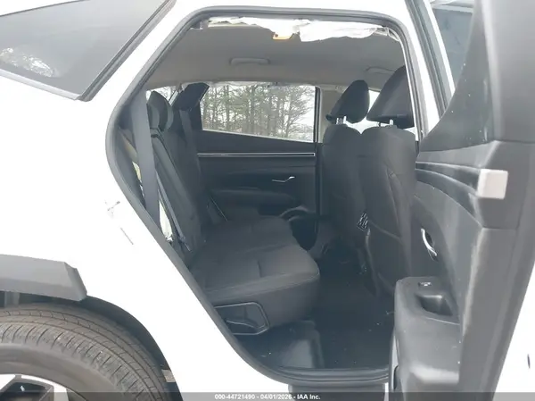 5NMJBCDE9RH422948 2024 HYUNDAI TUCSON - Image 8