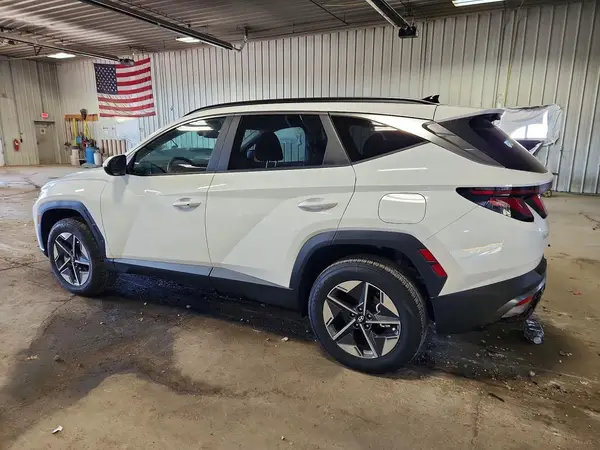5NMJBCDE9TH635468 2026 HYUNDAI TUCSON - Image 2