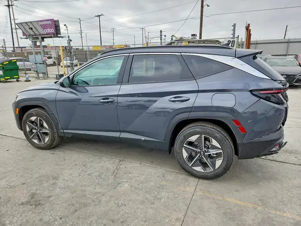 5NMJBCDE9TH747848 2026 HYUNDAI TUCSON - Image 2