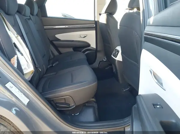 5NMJBCDEXRH305556 2024 HYUNDAI TUCSON - Image 8