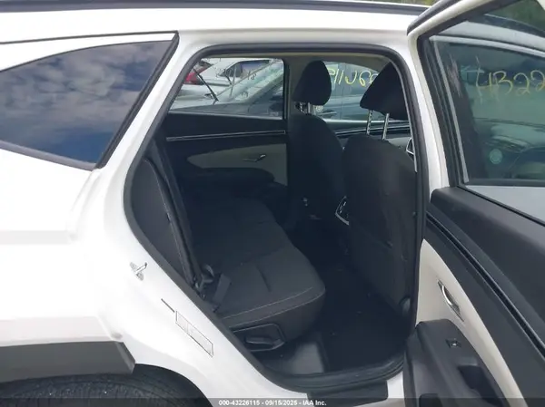 5NMJBCDEXRH323586 2024 HYUNDAI TUCSON - Image 8