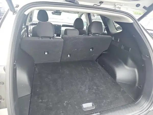 5NMJBCDEXRH388602 2024 HYUNDAI TUCSON - Image 2