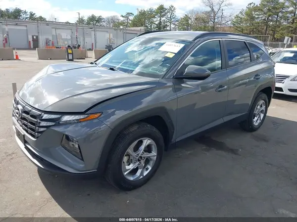 5NMJBCDEXRH411957 2024 HYUNDAI TUCSON - Image 2