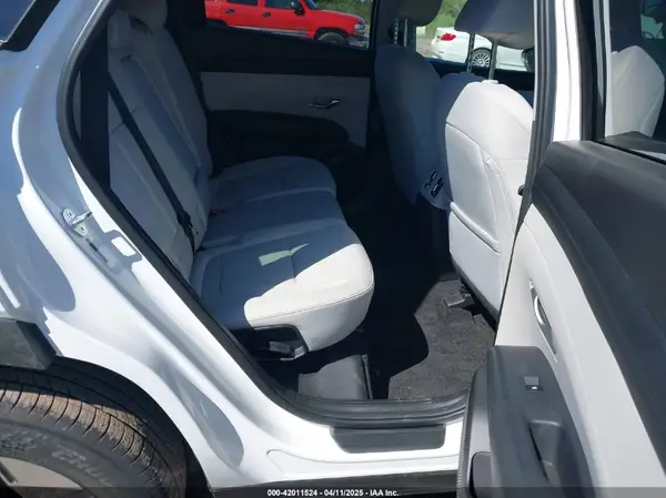 5NMJBCDEXSH530209 2025 HYUNDAI TUCSON - Image 8