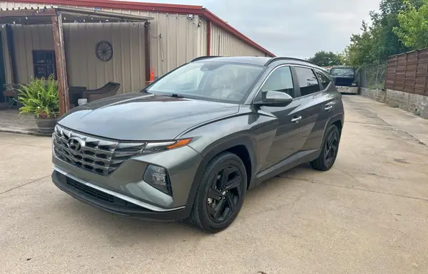 5NMJC3AE3NH091697 2022 HYUNDAI TUCSON - Image 2