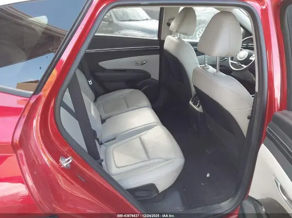 5NMJC3AE4NH063990 2022 HYUNDAI TUCSON - Image 8