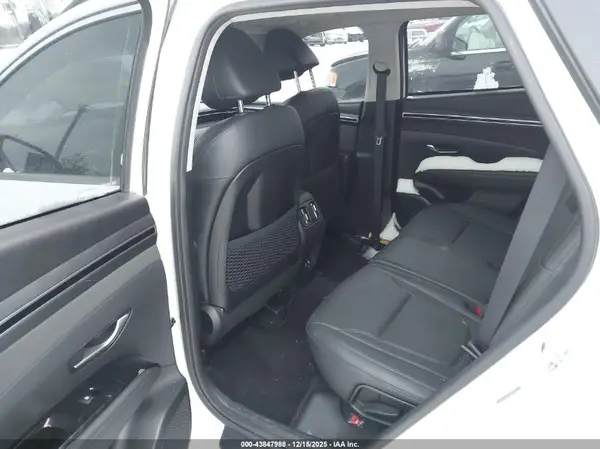 5NMJC3AE7NH000835 2022 HYUNDAI TUCSON - Image 8
