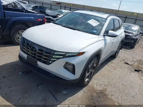 5NMJC3AE8NH154776 2022 HYUNDAI TUCSON - Image 2