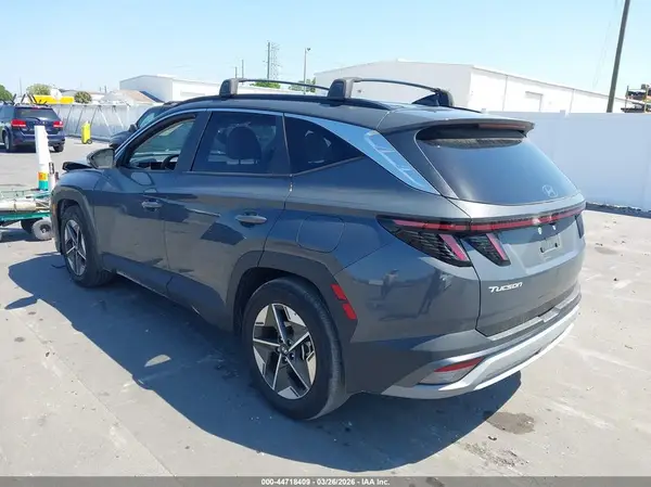 2025 HYUNDAI TUCSON IAAI lot 44718409 auction photo 3