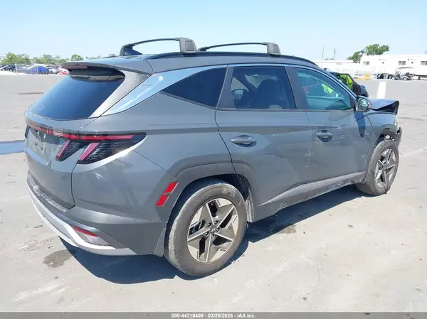 2025 HYUNDAI TUCSON IAAI lot 44718409 auction photo 4
