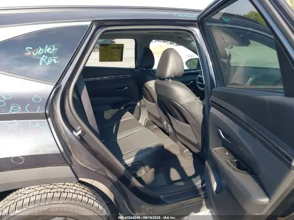 5NMJCCAE0NH063811 2022 HYUNDAI TUCSON - Image 8