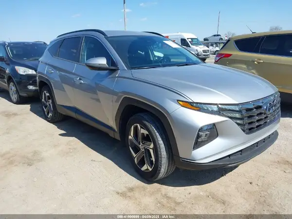 5NMJCCAE4NH078991 2022 HYUNDAI TUCSON - Image 1