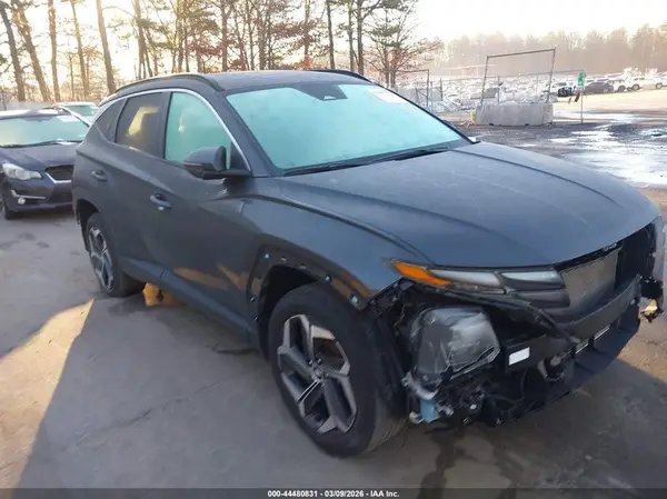 5NMJCCAE4NH101024 2022 HYUNDAI TUCSON - Image 1