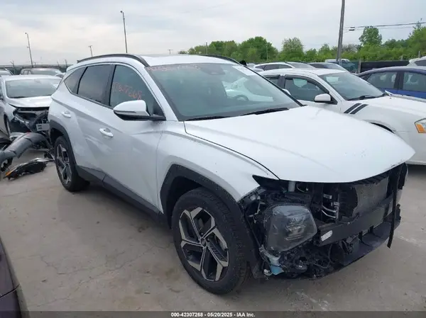 5NMJCCAE7NH152033 2022 HYUNDAI TUCSON - Image 1