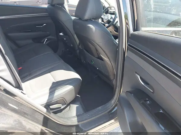 5NMJCCAE8NH036694 2022 HYUNDAI TUCSON - Image 8