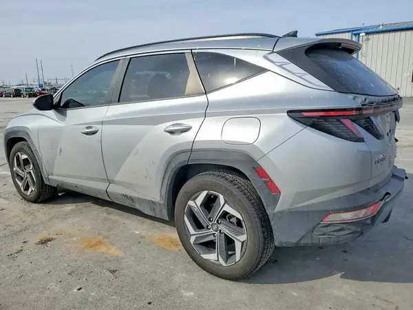 5NMJCCAE8NH077925 2022 HYUNDAI TUCSON - Image 2