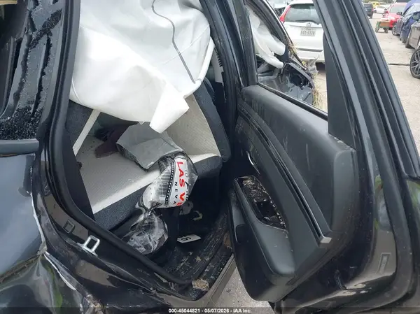 5NMJCCAE9NH041189 2022 HYUNDAI TUCSON - Image 8