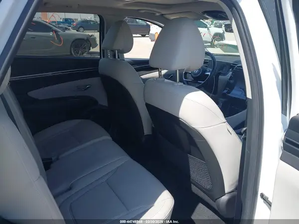 5NMJCCAE9NH125206 2022 HYUNDAI TUCSON - Image 8